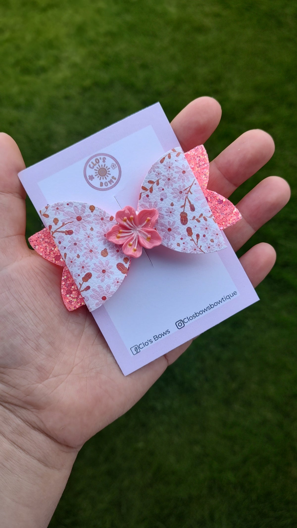 Coral pink flower bow