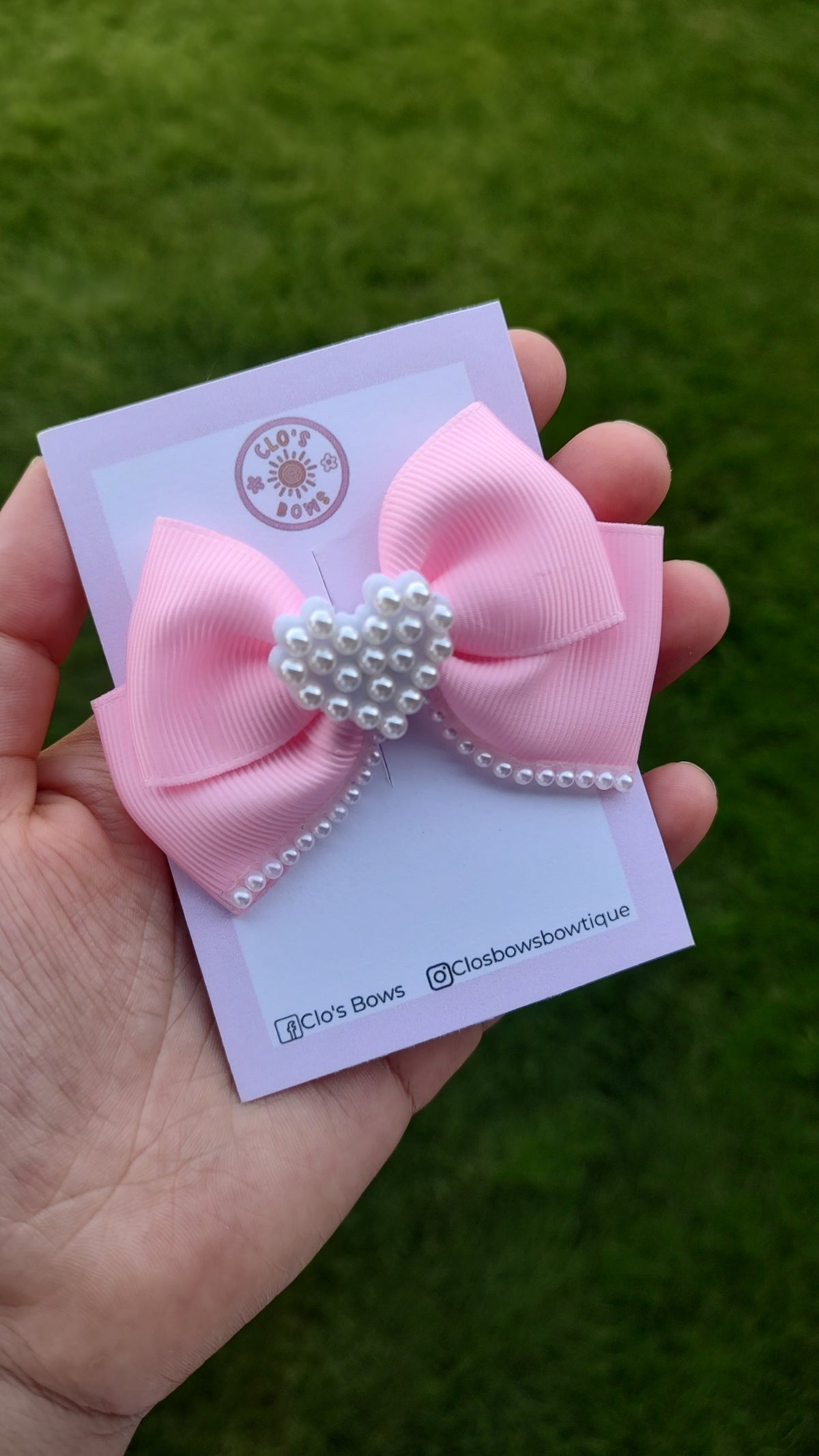 Pink pearl bows