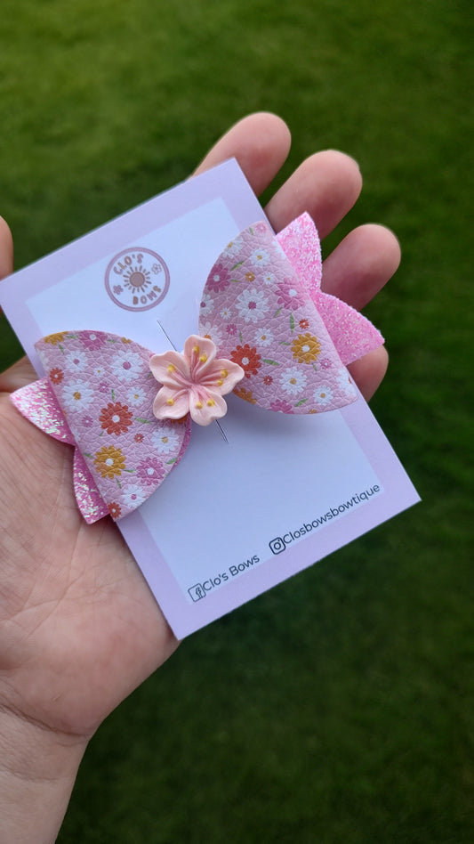 Pink flower bow